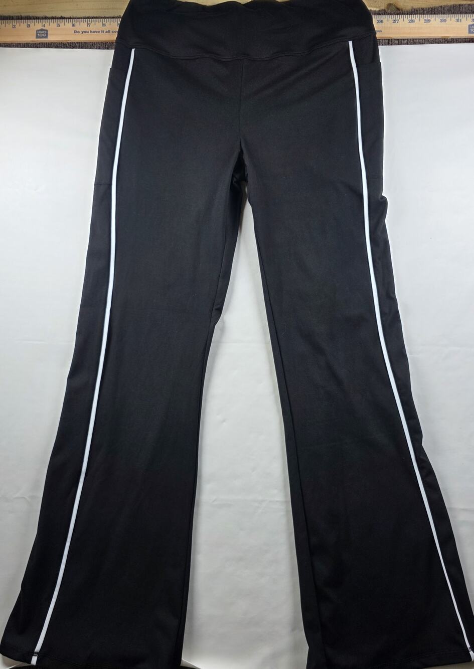 Oakepple high-rise flared yoga pants/leggings Size XL